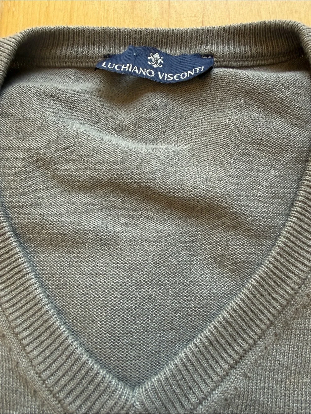 Luciano Visconti 100% Merino Wool V Neck Sweater Gray Men’s XL Lightweight